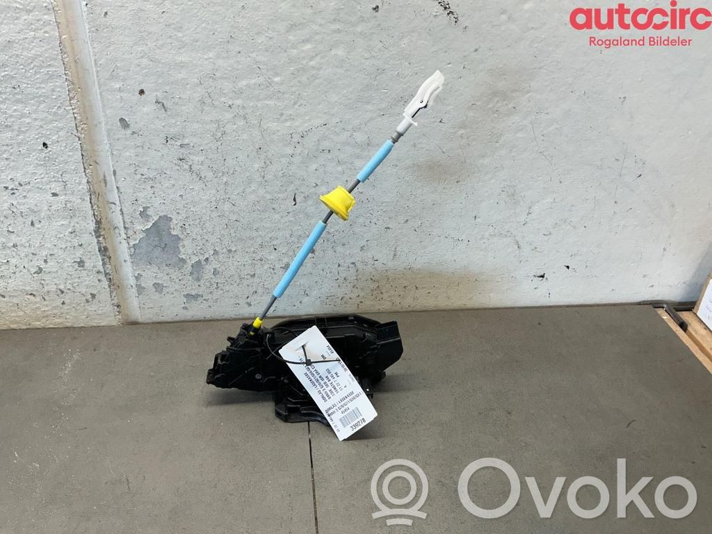 BMW 3 G20 G21 Zamek drzwi przednich 