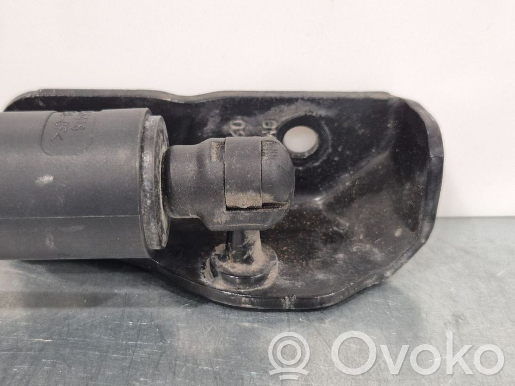 Opel Astra K Tailgate/trunk strut/damper 