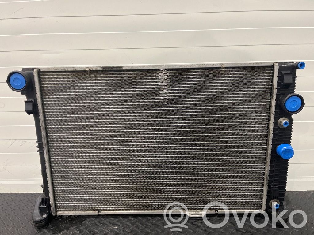 Mercedes-Benz E W212 Radiatore di raffreddamento 