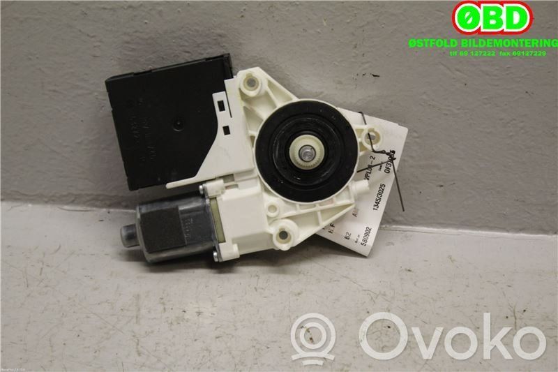 Audi A3 S3 8P Alzacristalli elettrico della portiera anteriore 