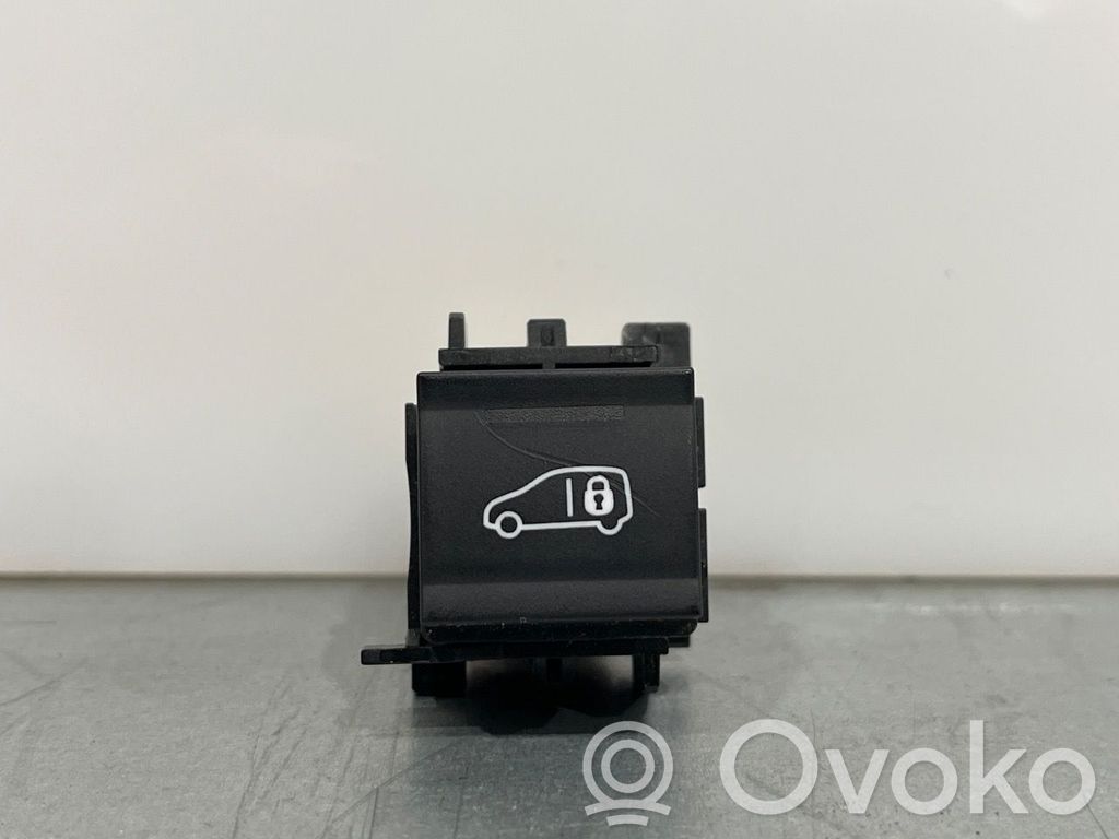Opel Combo E Alte comutatoare/butoane 