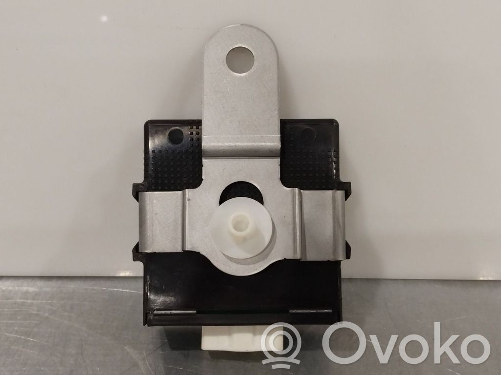 Torque split ecu control unit/module   PE1B189R0W,PE1B189R0J,PE1B189R0J,PE1B189R0J,PE1B189R0W