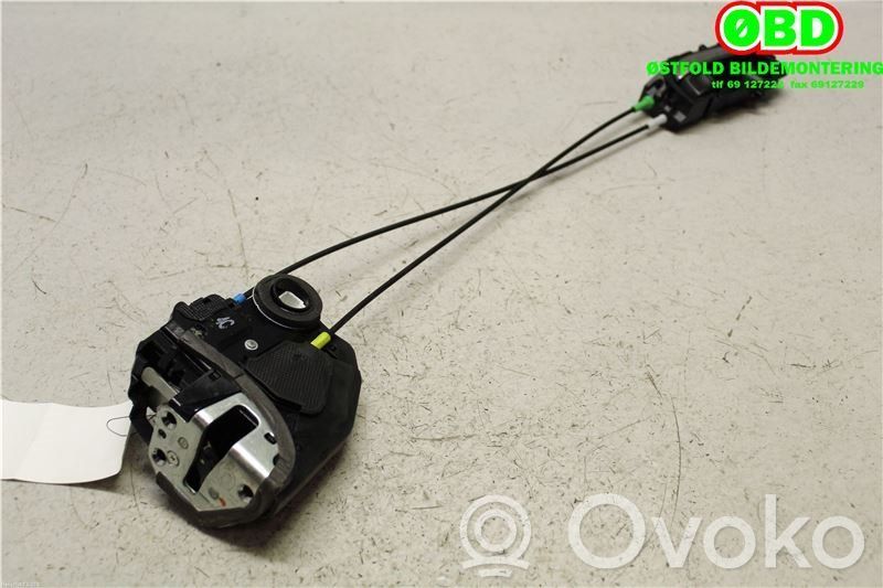 Toyota Auris E180 Zamek drzwi tylnych 
