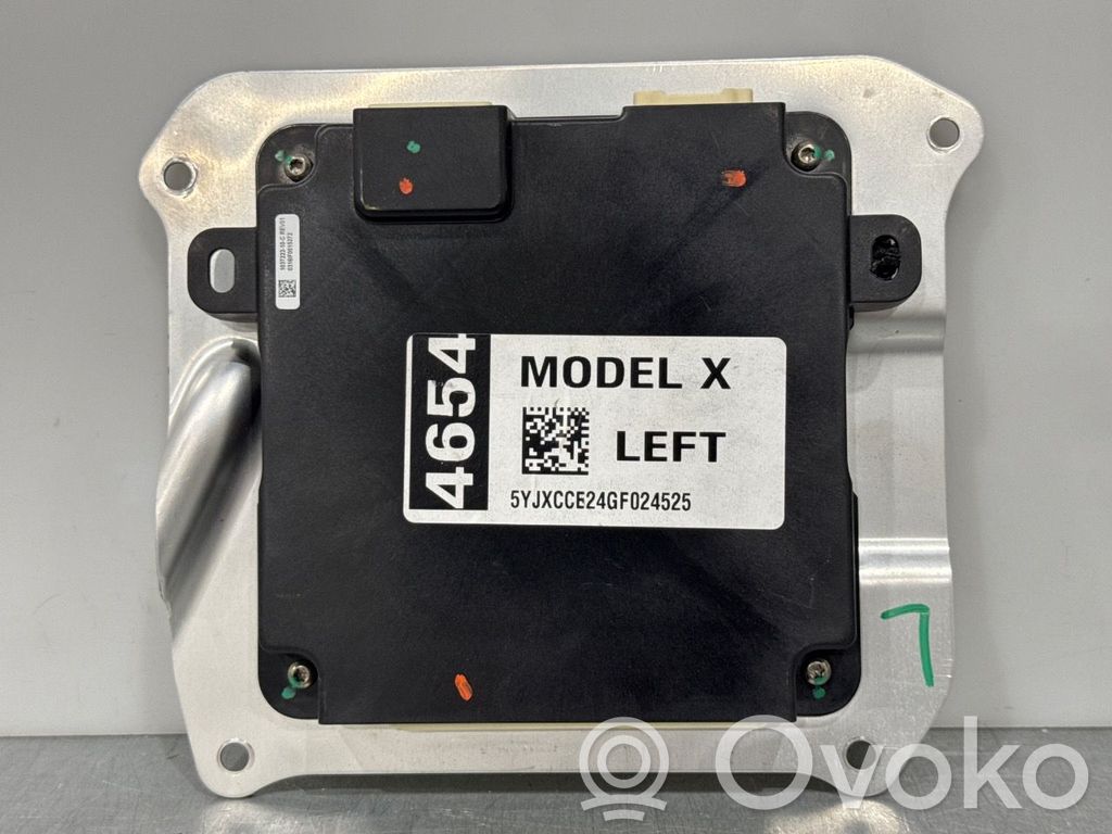Tesla Model X Door control unit/module 