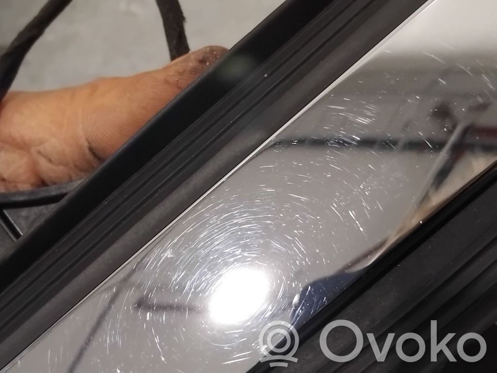 Tesla Model X Manecilla externa puerta delantera 