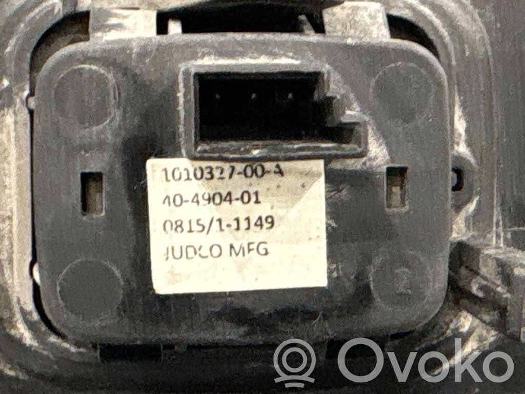 Tesla Model S Tailgate opening switch 