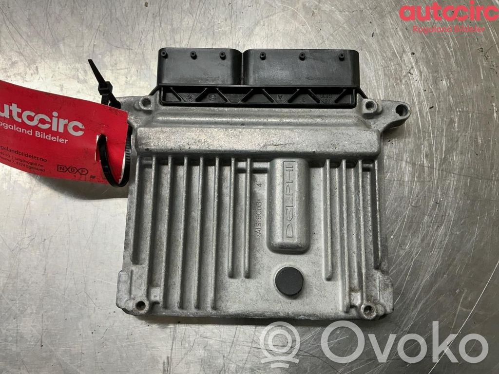 Mercedes-Benz C W204 Komputer / Sterownik ECU silnika 