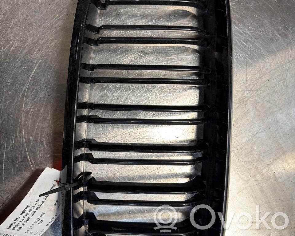 BMW X5 F15 Boczna kratka nawiewu deski rozdzielczej 