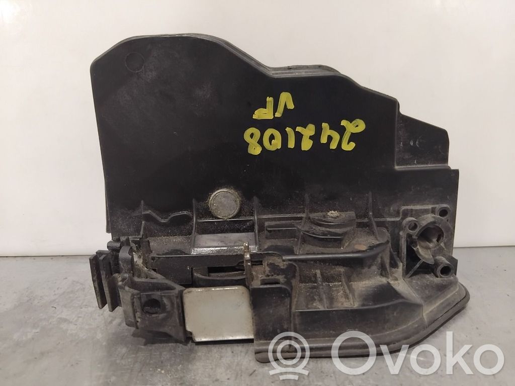 BMW 5 F10 F11 Etuoven lukko 