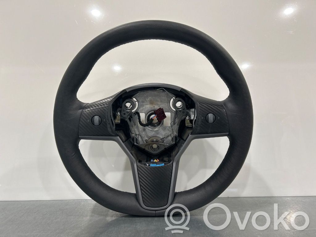 Tesla Model 3 Steering wheel 