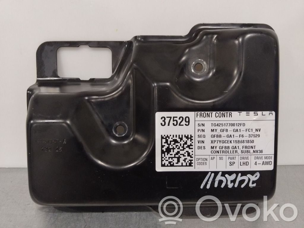 Tesla Model Y Other cylinder head part 