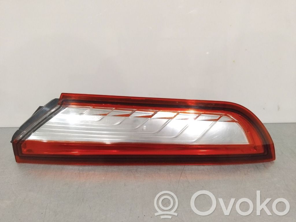 Ford Transit - Tourneo Connect Rear/tail lights