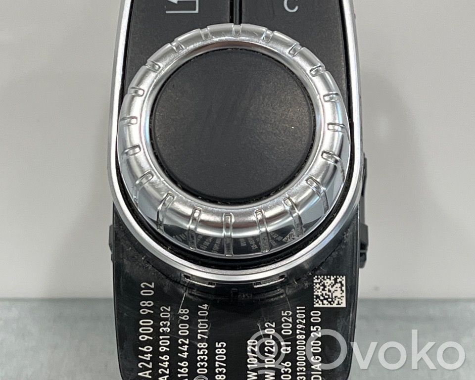 Mercedes-Benz A W176 Alte comutatoare/butoane 