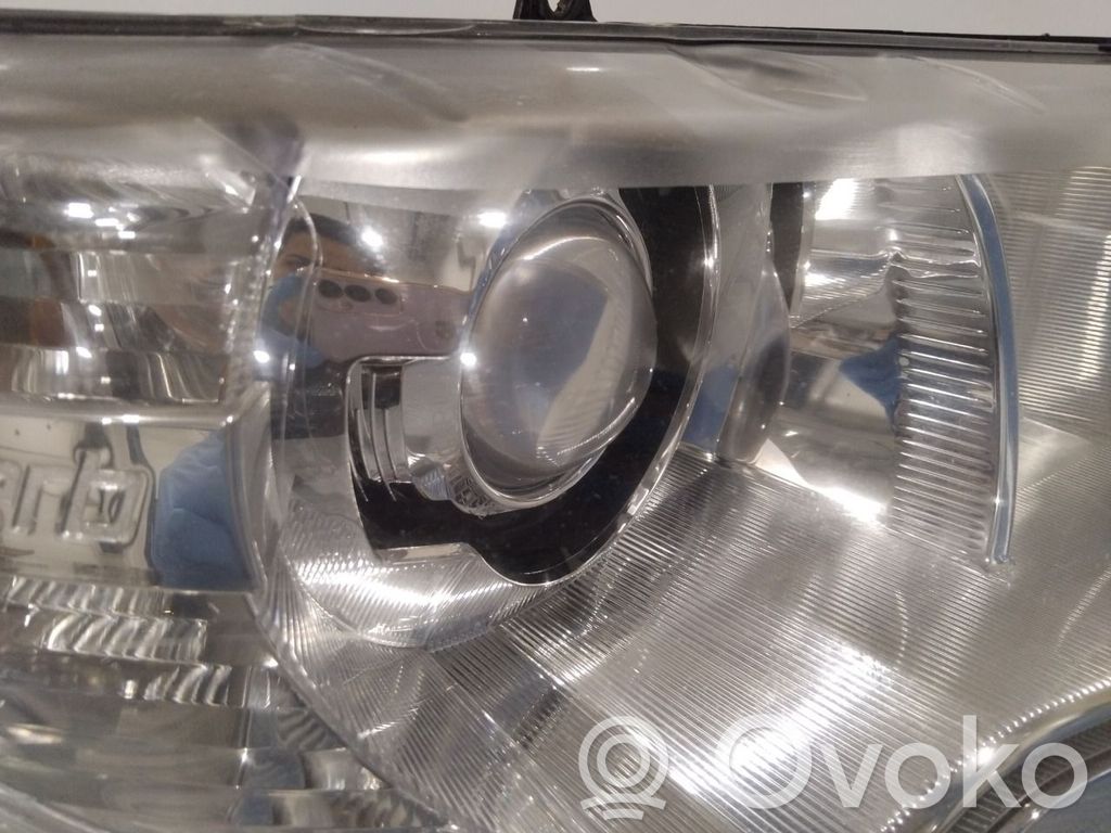 Skoda Superb B6 (3T) Phare frontale