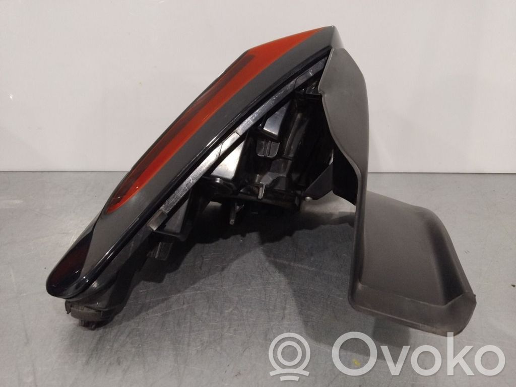 Peugeot 3008 II Lampa tylna
