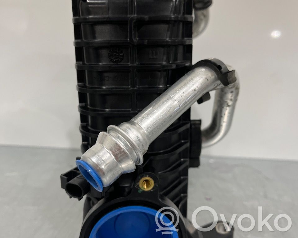 Mercedes-Benz E W213 Radiatore intercooler 