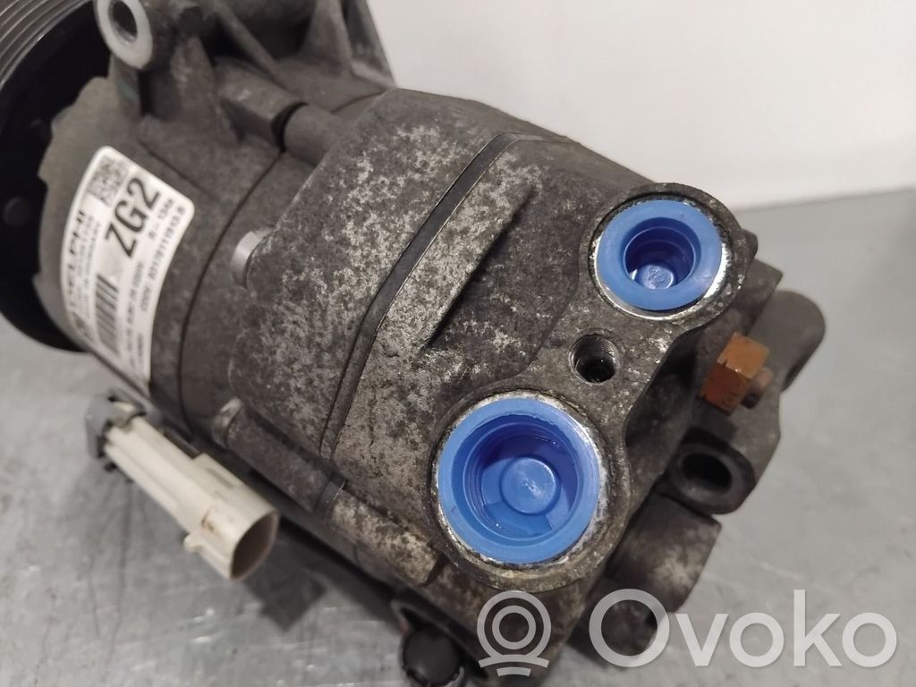 Opel Astra J Compresor (pompă) aer condiționat (A/C) 