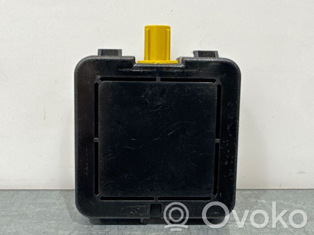 Mercedes-Benz Sprinter W907 W910 Antena GPS 