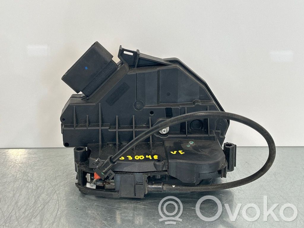 Ford Focus Front door lock 