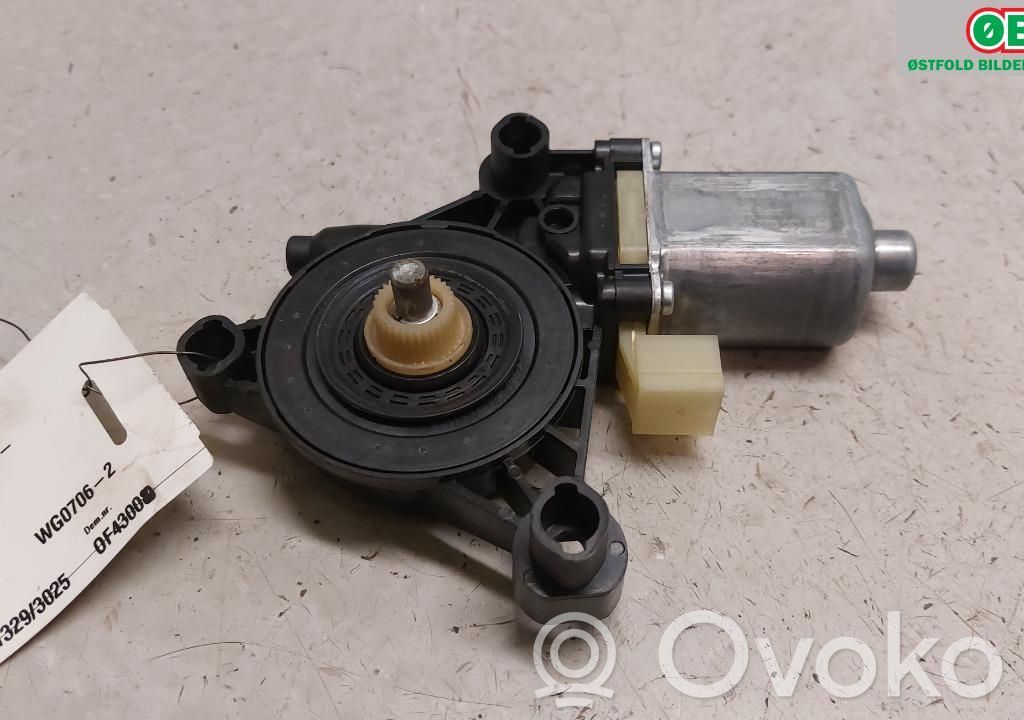 Audi A4 S4 B9 Podnośnik szyby drzwi z silniczkiem 