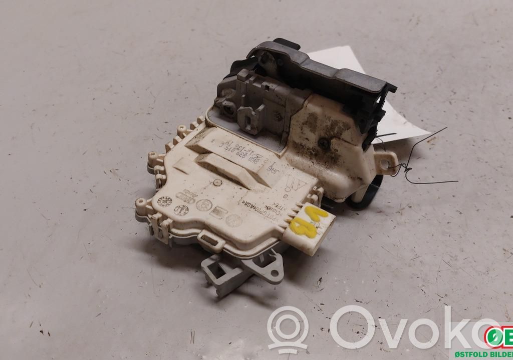 Audi A4 S4 B8 8K Serratura portiera posteriore