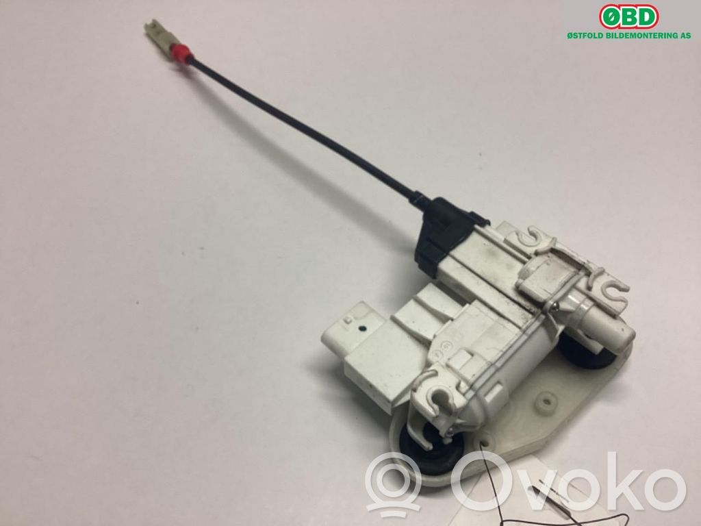 BMW X5 G05 Încuietoare ușă spate 