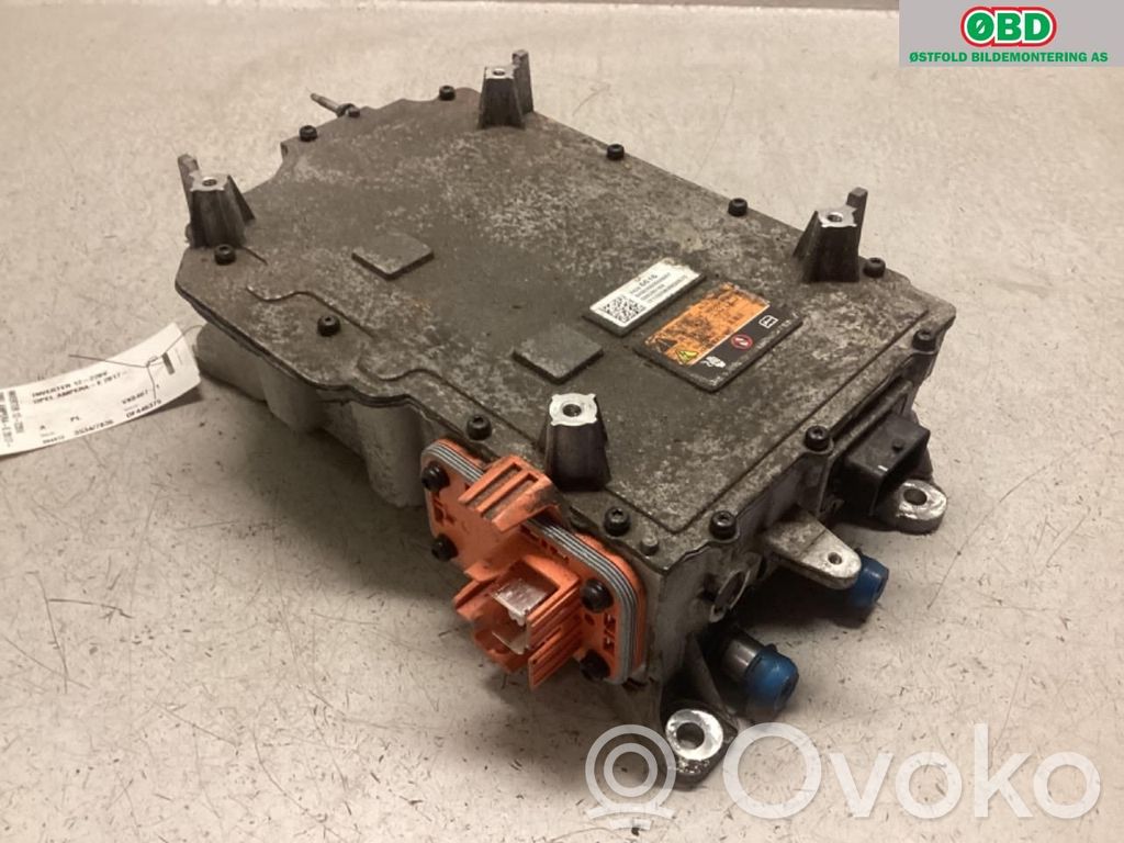 Opel Ampera- E Convertisseur / inversion de tension inverseur