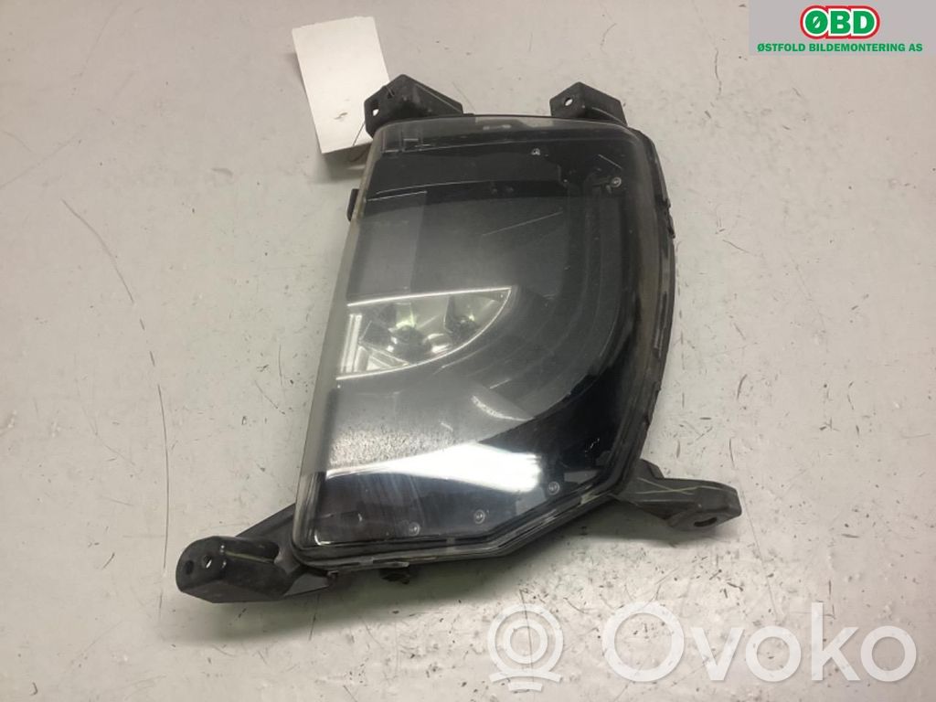 Tesla Model S Etusumuvalo 