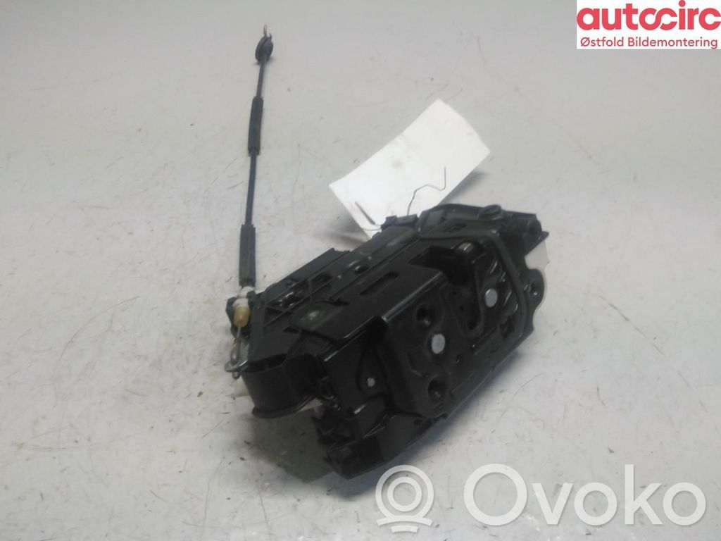 Volkswagen Amarok Încuietoare ușă spate 