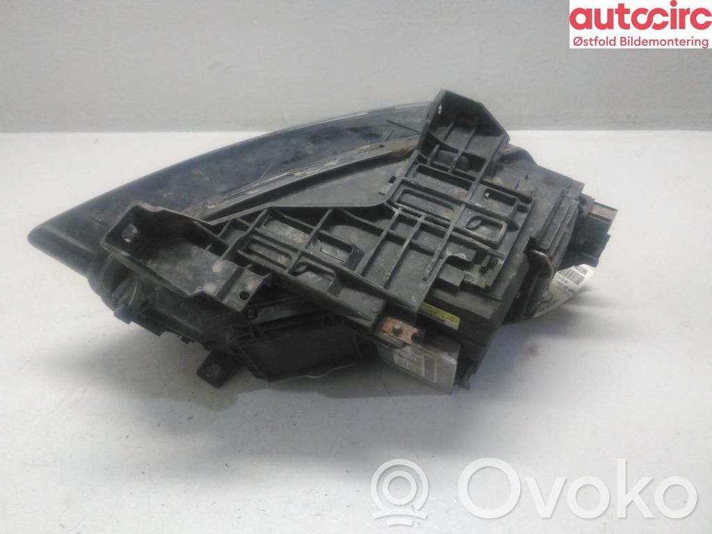 Audi Q5 SQ5 8R Lampa przednia 