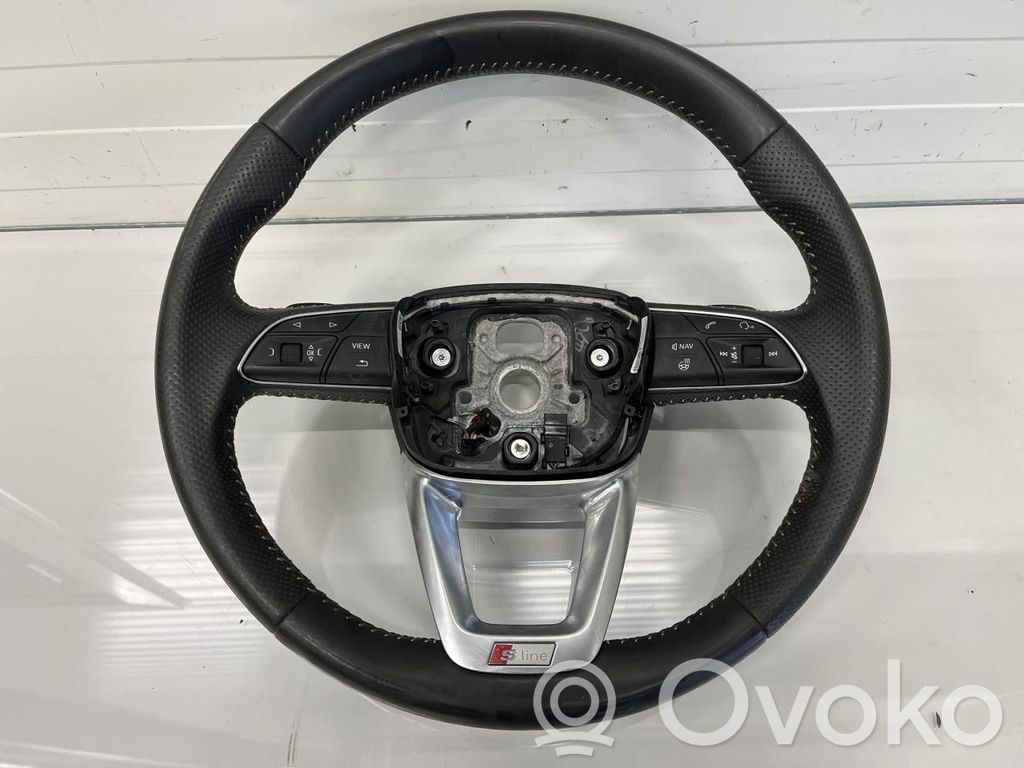 Audi Q7 4M Ohjauspyörä 