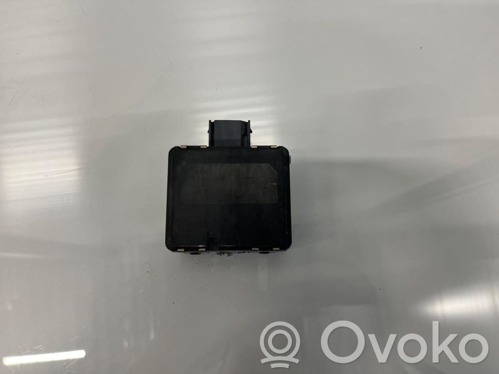 Tesla Model S Distronic sensor radar 