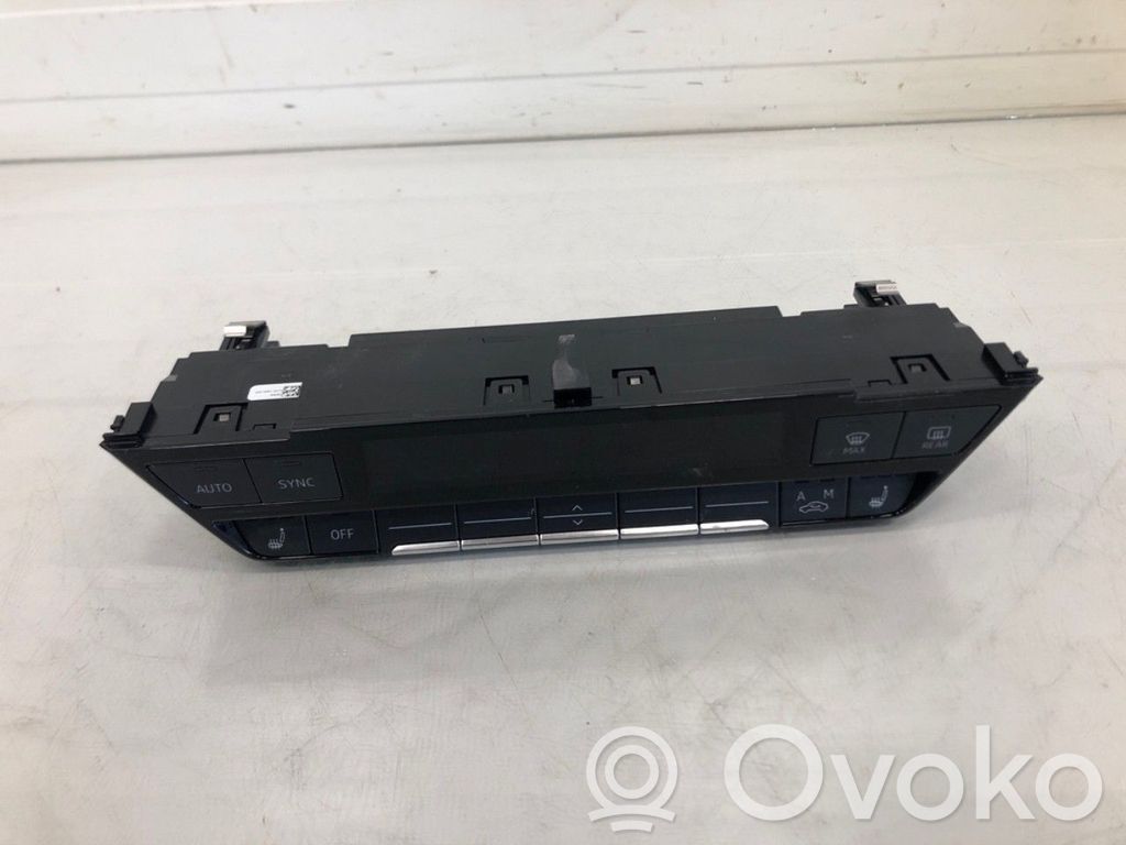 Audi Q4 e-tron Console centrale, commande chauffage/clim 