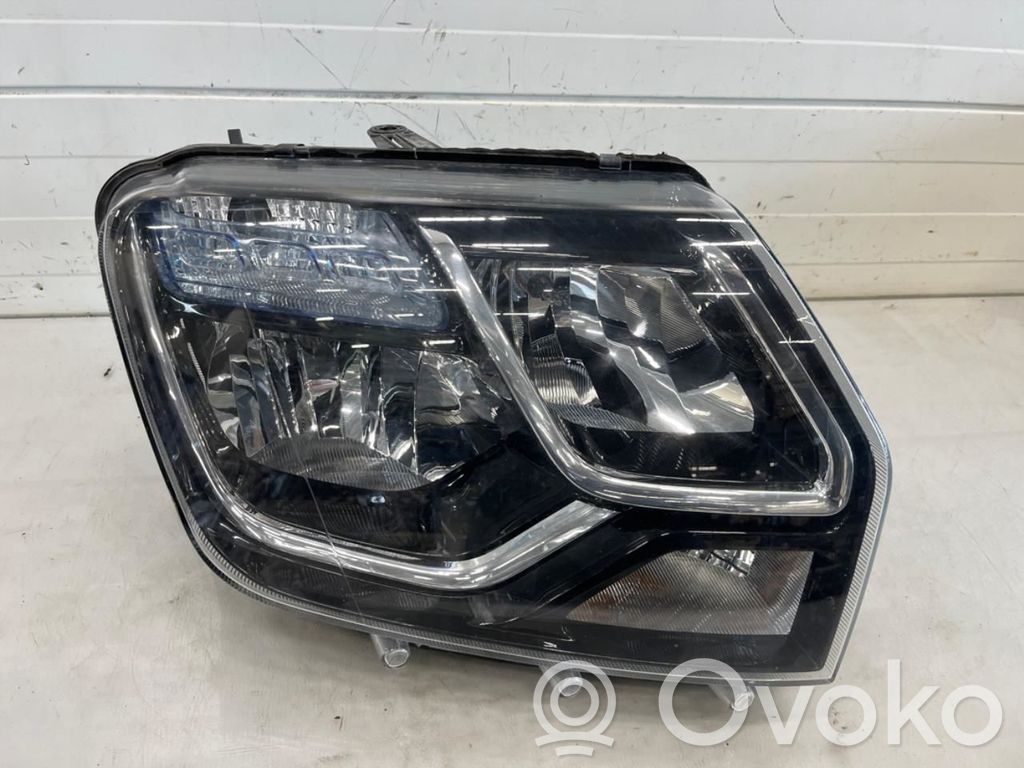 Dacia Duster Priekšējais lukturis 