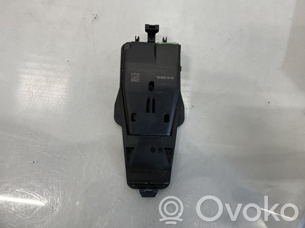 Volvo V60 Distronic sensor radar 