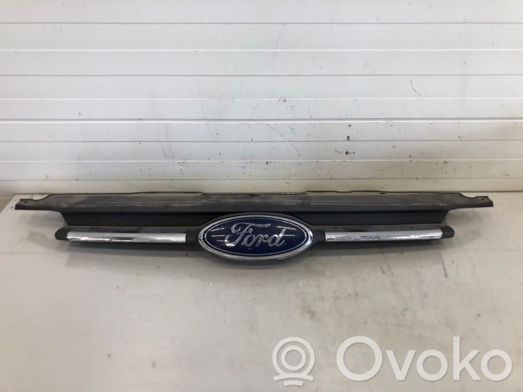 Front grill   2205558,BK218200DA,2205558,BK218200DA