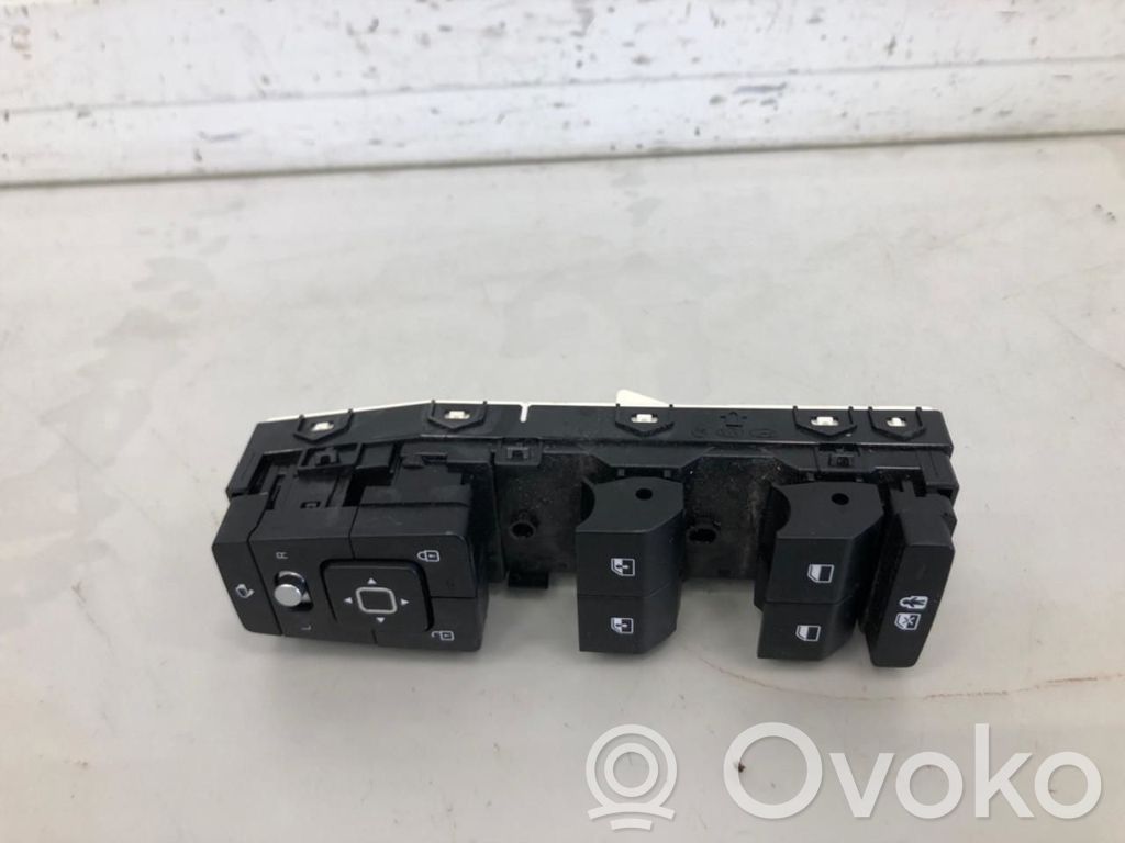 Electric window control switch   93571CV380,93571CV380