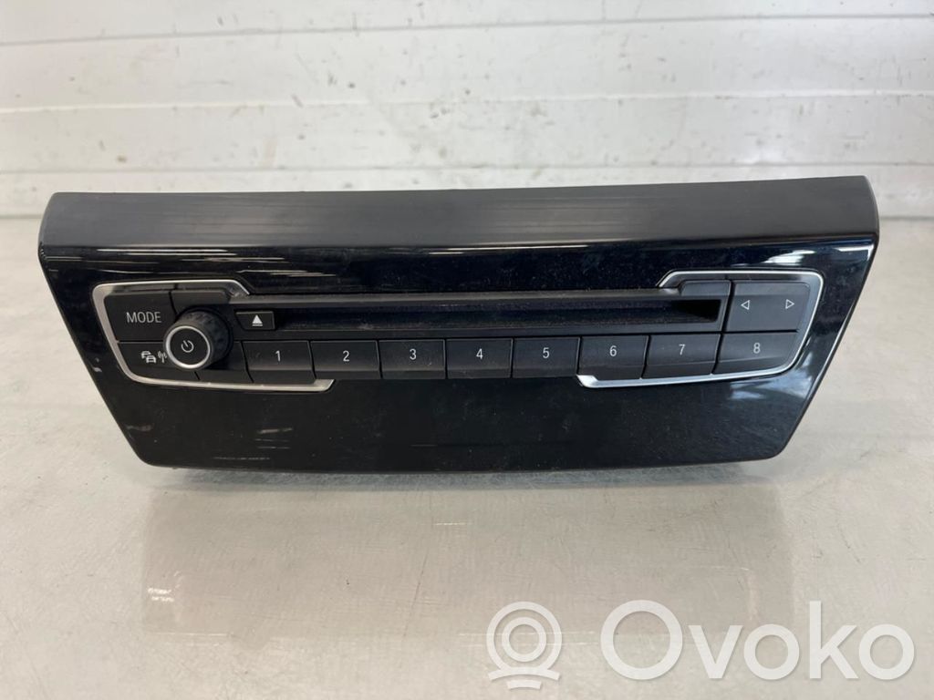 BMW 2 F45 Head unit multimedia control 