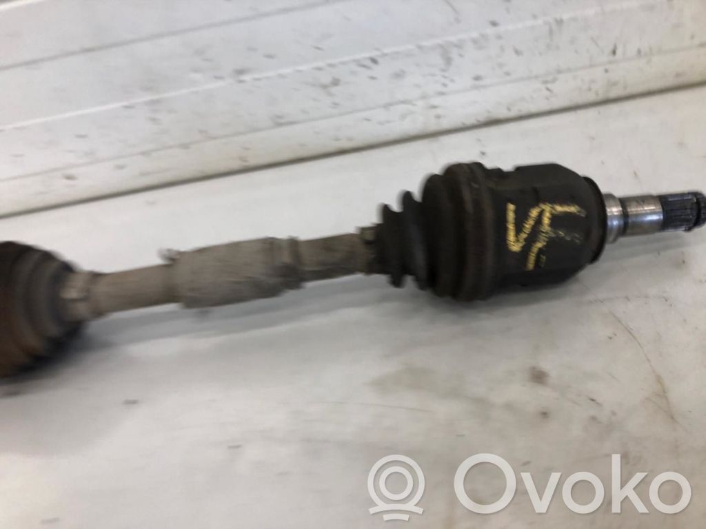 Toyota Corolla E120 E130 Priekšējā pusass 