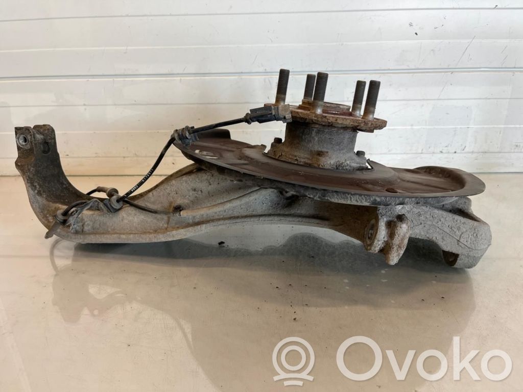 Tesla Model S Achsschenkel vorne 