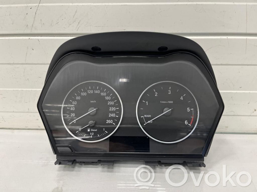 BMW 1 F20 F21 Geschwindigkeitsmesser Cockpit 