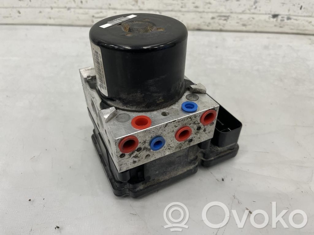 Volvo V40 ABS Pump 