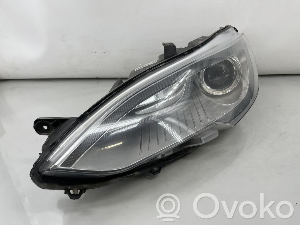 Tesla Model S Priekinis žibintas 
