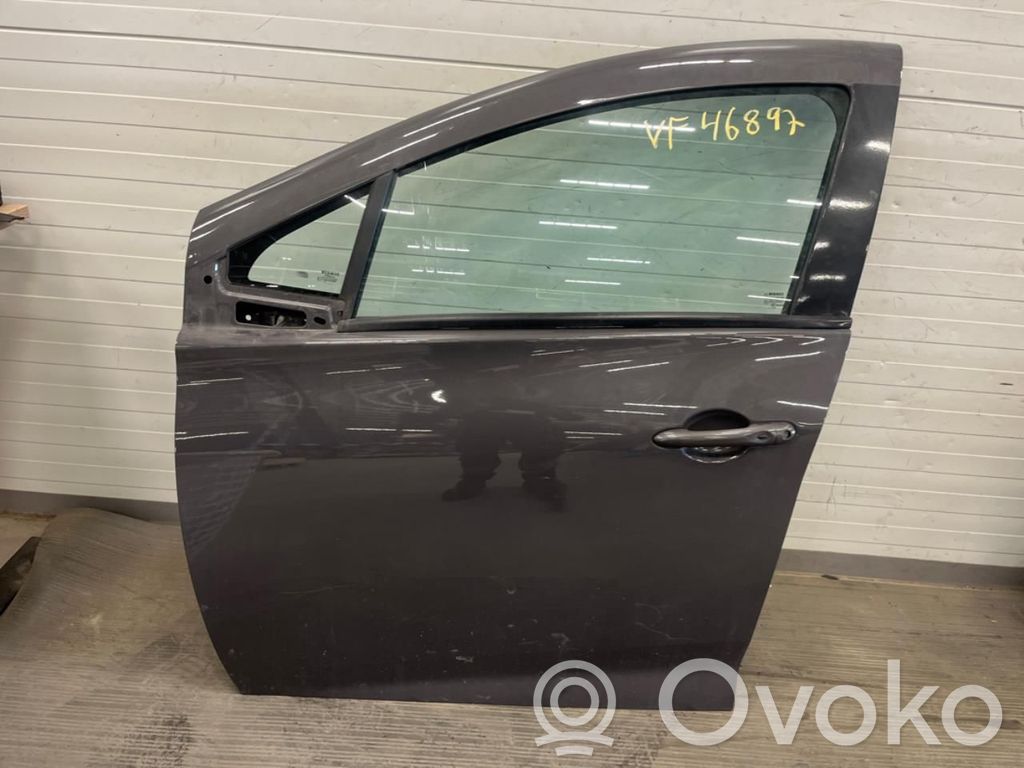 Renault Zoe Дверь 