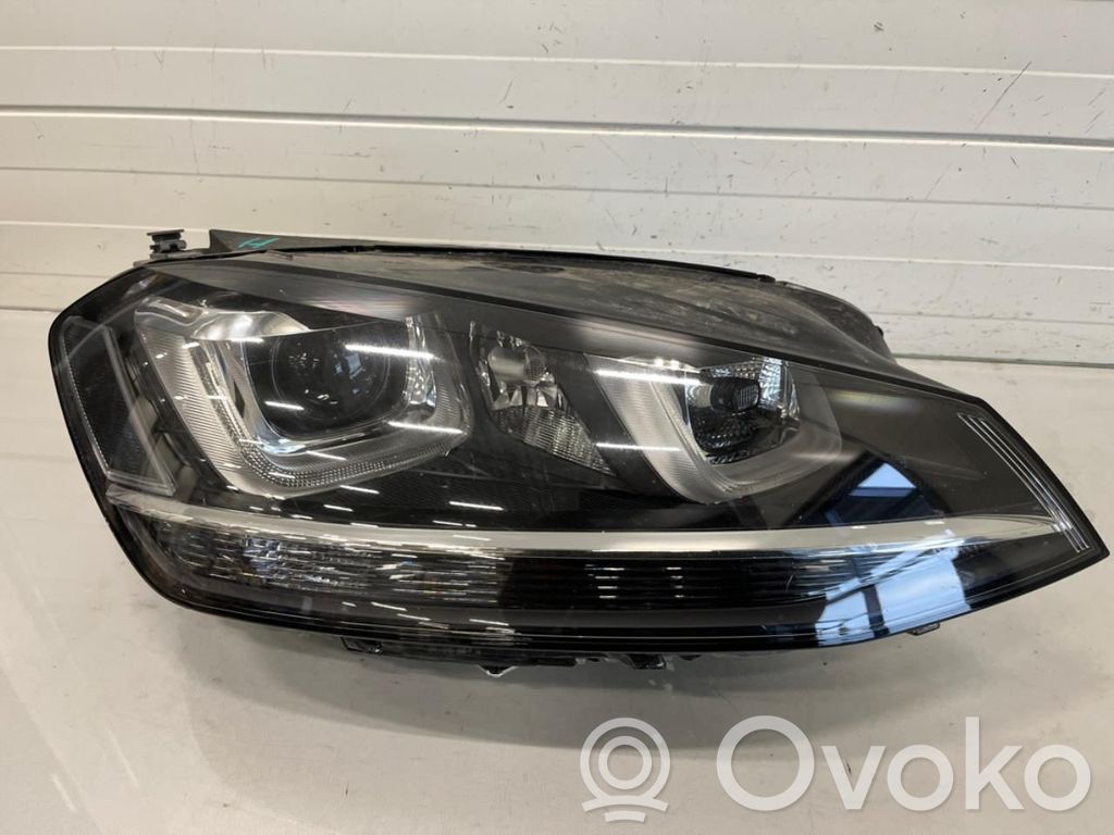 Volkswagen Golf VII Scheinwerfer 