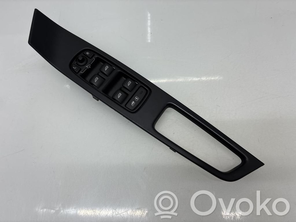 Volvo V60 Electric window control switch 