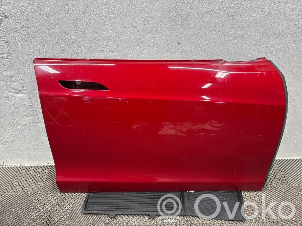 Tesla Model S Durvis 