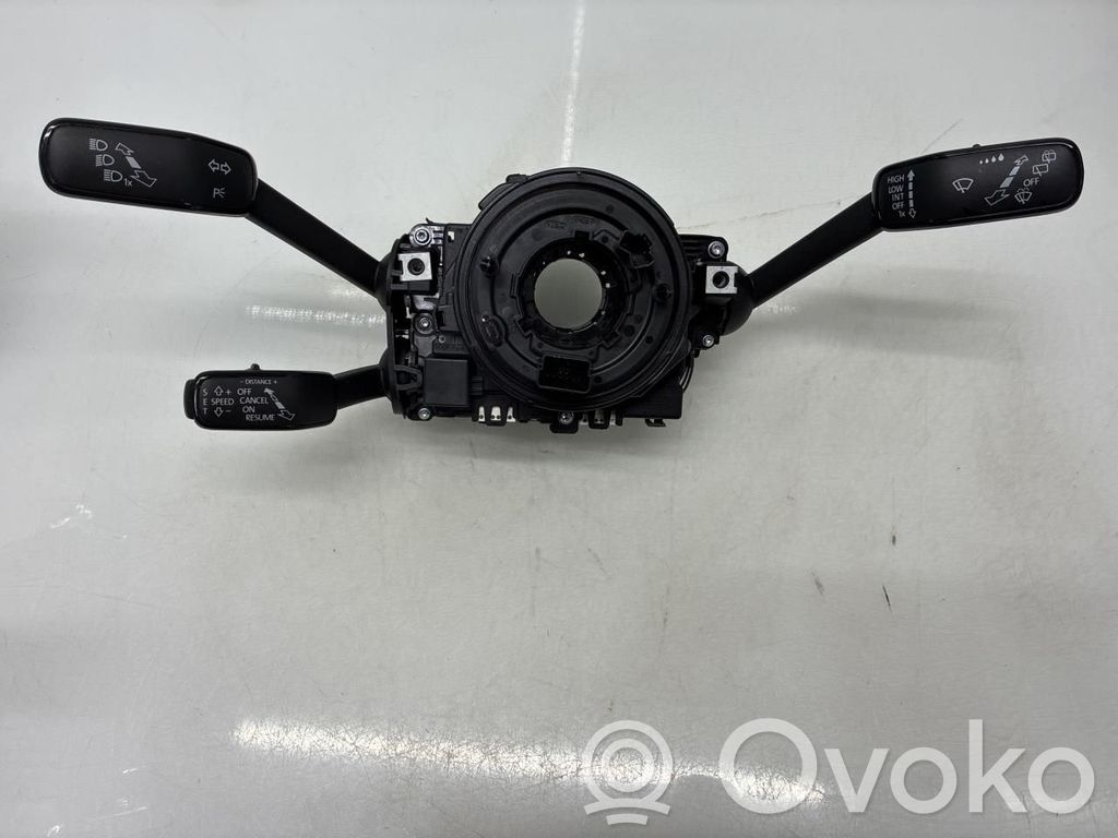 Skoda Karoq Interruptor de control multifunción 