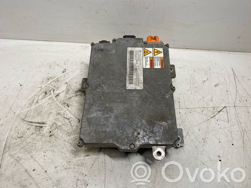 Inversor/convertidor de voltaje   C00062068,J2239131,C00062068,J2239131