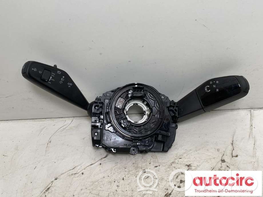 Volkswagen ID.7 Przyciski multifunkcyjne 
